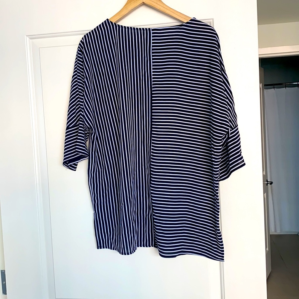 Blouse. - Picture 6 of 6
